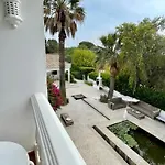 Apartahotel Quinta Da Colina